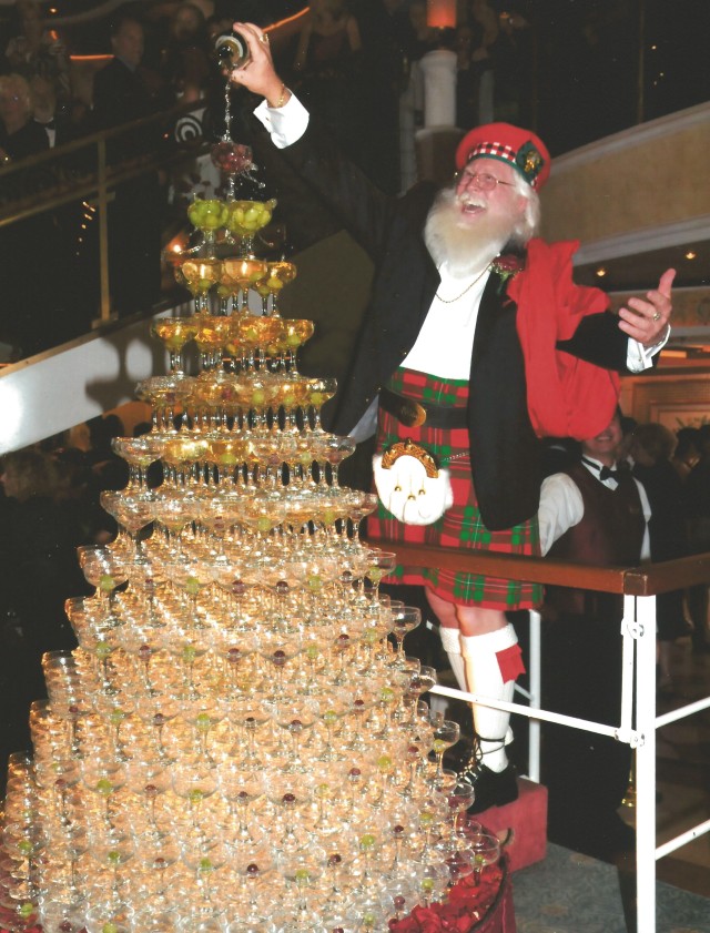 Celtic Claus Champagne Fountain